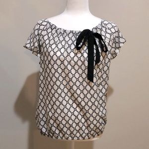 💕LOFT white and black patterned babydoll top with black tie bow